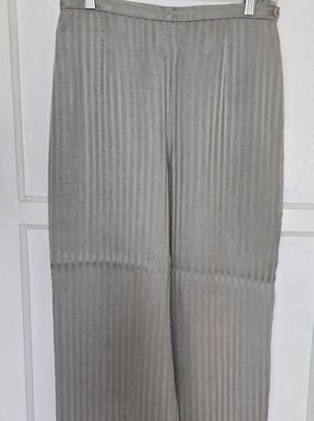 Giorgio Armani Viscose Pleated Wide-Leg Pants in Taupe & Silver Stripes Size